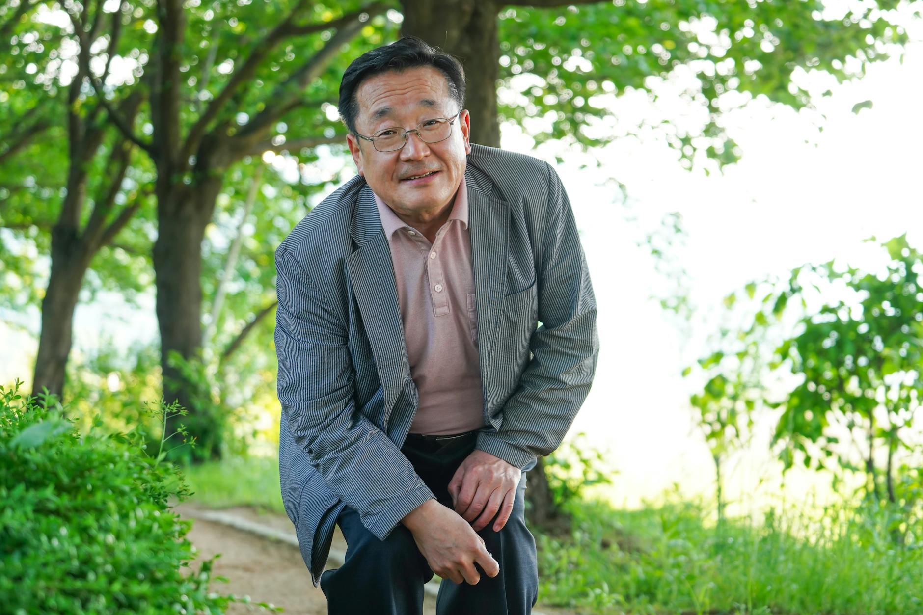 갱년기 약물 치료 vs 자연 요법, 50대가 선택해야 할 것은